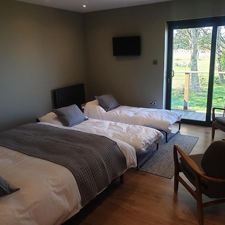 Open Acres Accommodation And Airport Parking Backwell Экстерьер фото